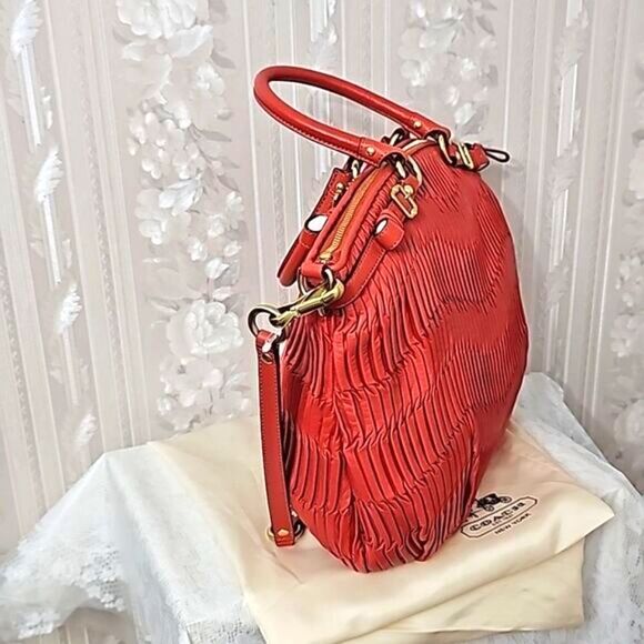 Coach Madison Gathered Leather  Lindsey NWT - Picture 5 of 9